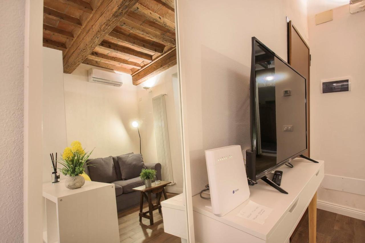 Oltrarno Suite In Florence Luaran gambar